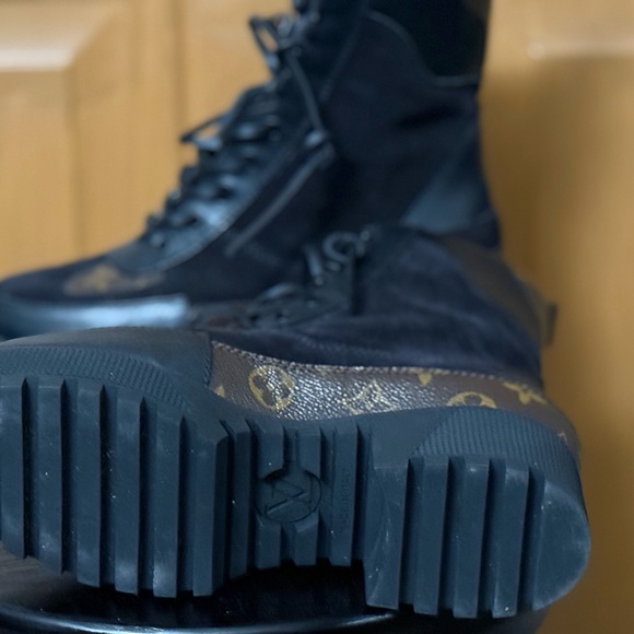 Louis Vuitton Laureate Platform Desert Boot - Picture 4 of 4